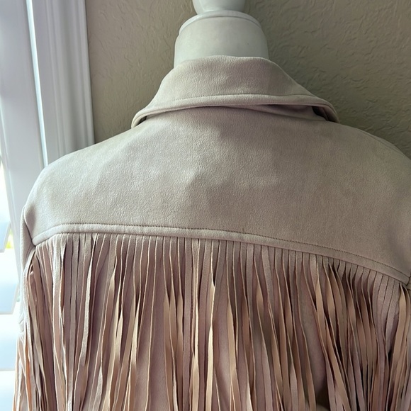 Jacket - Picture 4 of 6